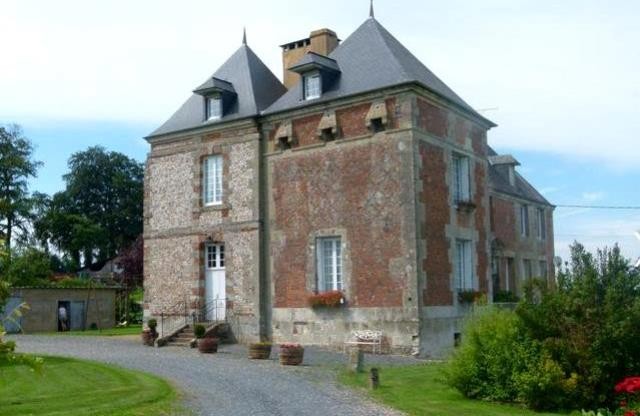 Ypreville biville seine maritime chateau