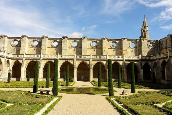 Asnieres sur oise val d oise abbaye de royaumont le cloitre