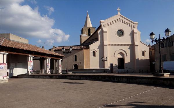 Aubagne bouches du rhone l eglise saint sauveur