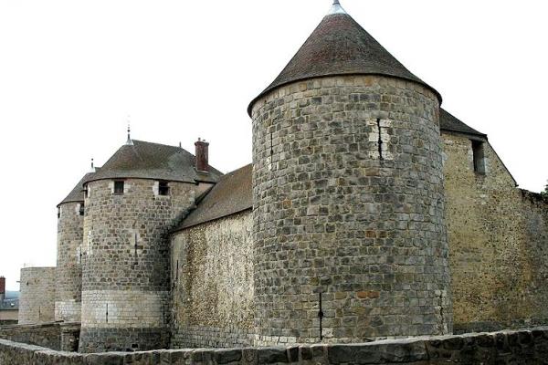 Dourdan essonne le chateau fort