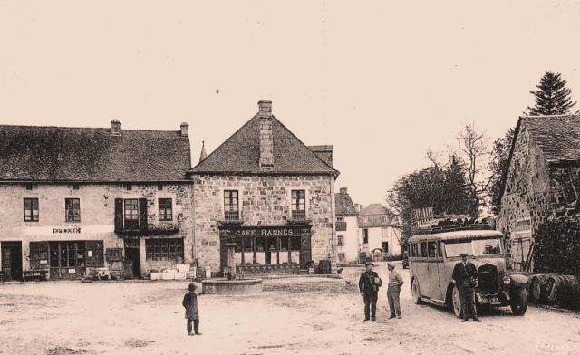 Place du Griffoul et fontaine