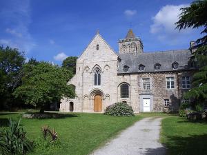 La lucerne d outremer manche l abbaye tres sainte trinite