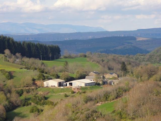 Les Planquettes, hameau de Mélagues (12)