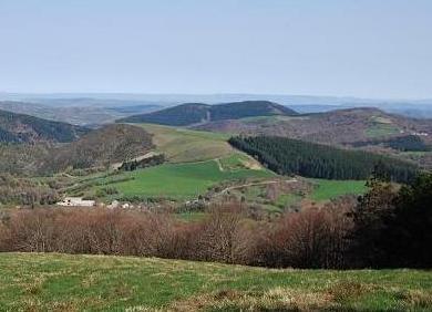 Les Planquettes, hameau de Mélagues (12)