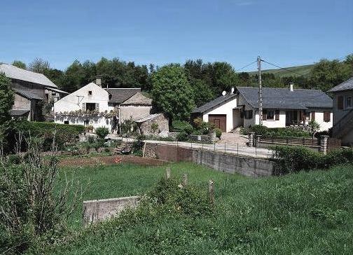 Les Planquettes, hameau de Mélagues (12)