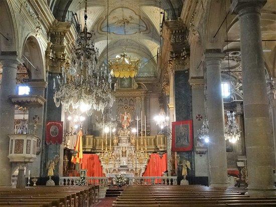 Basilique Saint-Michel, intérieur