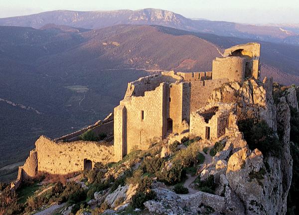 Narbonne aude le chateau de peyrepertuse