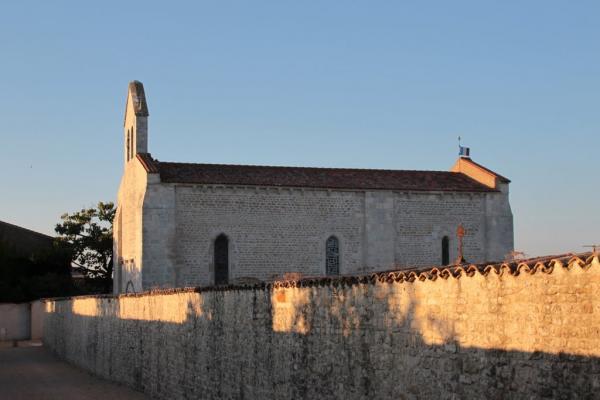 Puyravault vendee l eglise de la commanderie templiere