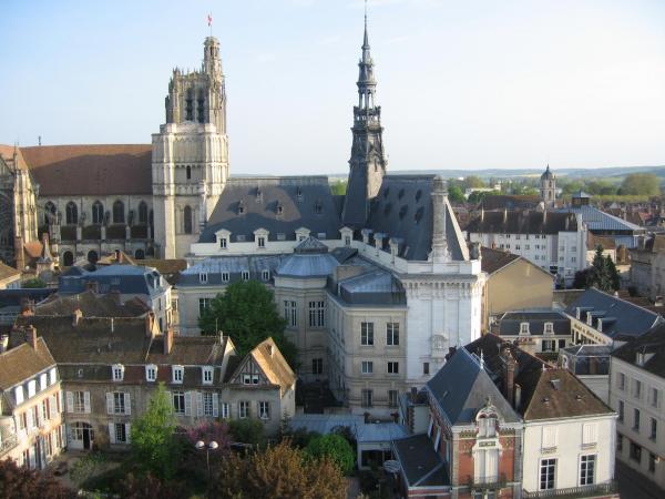 Sens yonne la cathedrale