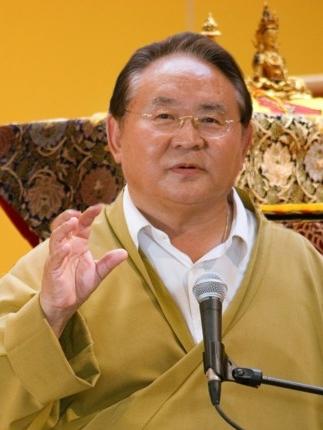 Sogyal rinpoch